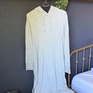 Old Navy Gray Hooded Sweatshirt Dress
